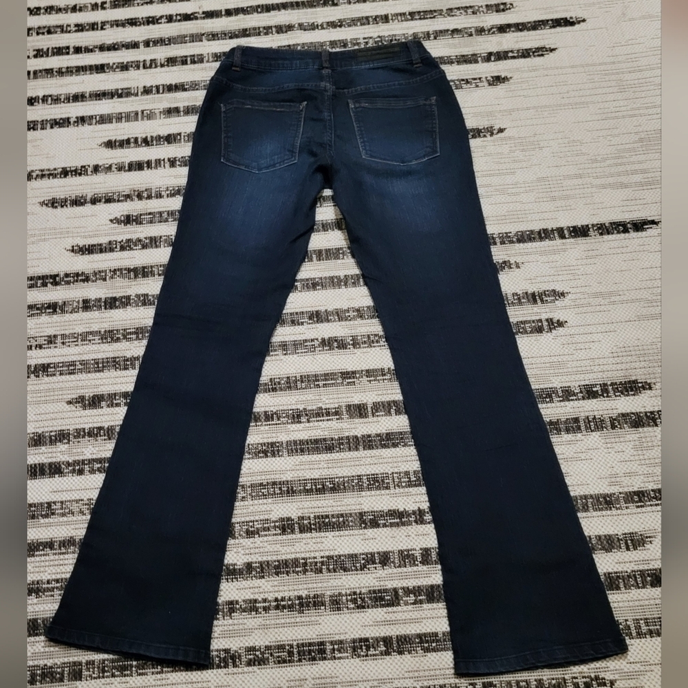 Slim Fit Bootcut Jeans Liverpool Lucy's Size 2 / 28 X 32